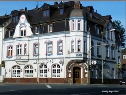 Photo: Zum Rathaus